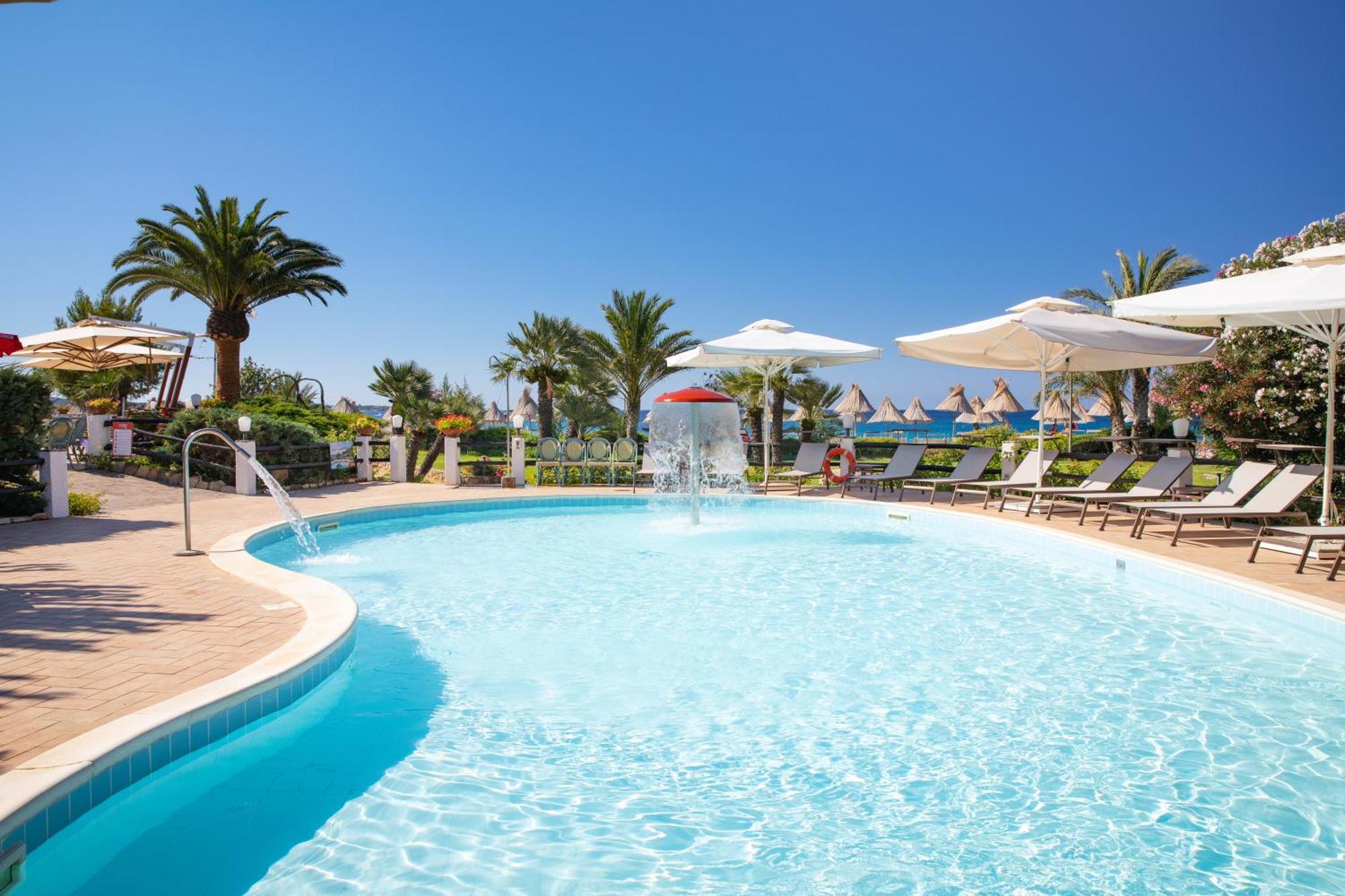 Cormoran Residence Villasimius Bagian luar foto