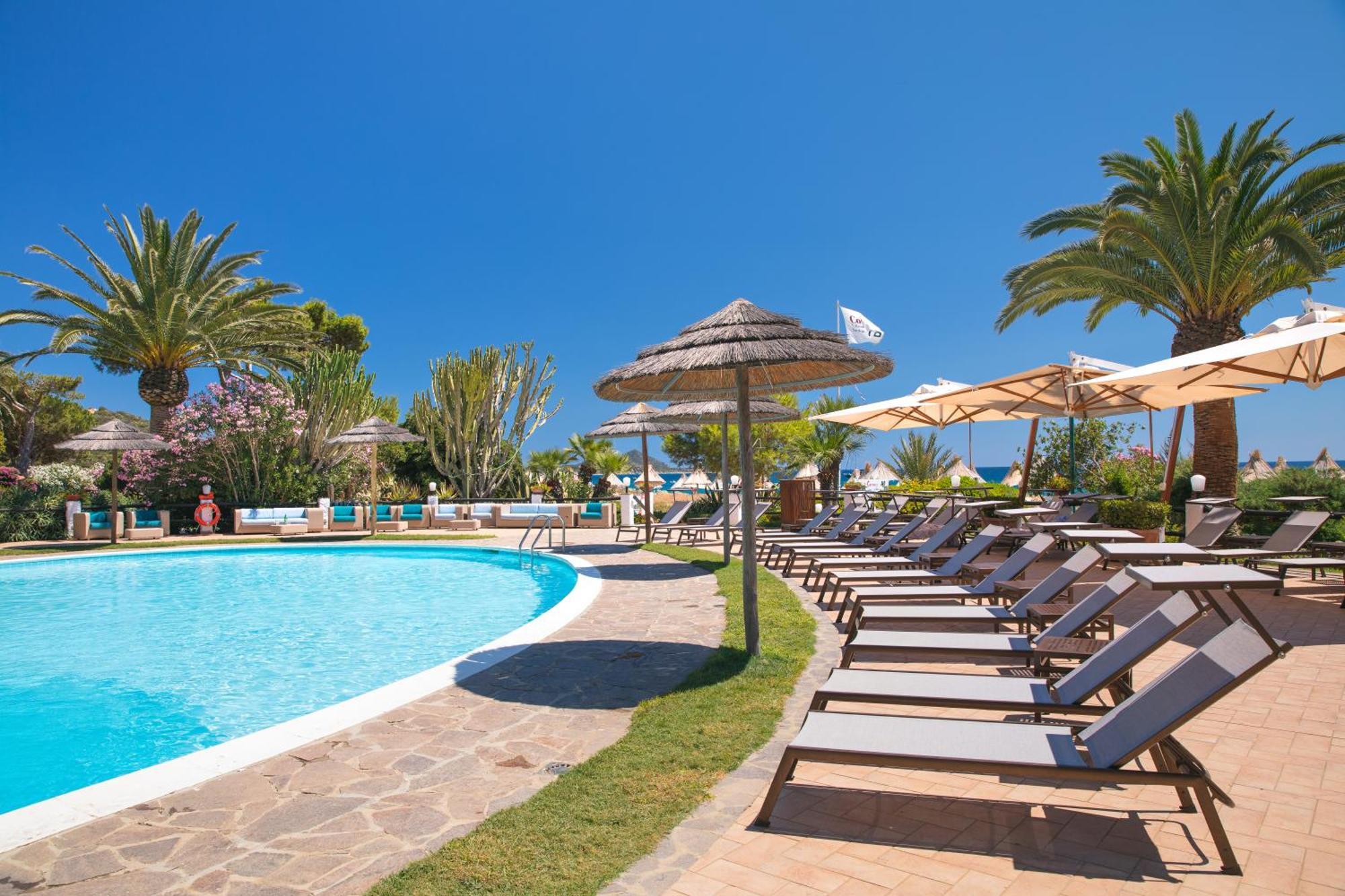 Cormoran Residence Villasimius Bagian luar foto
