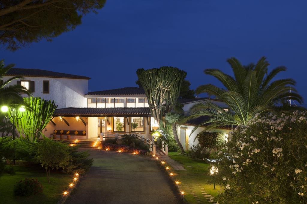 Cormoran Residence Villasimius Bagian luar foto